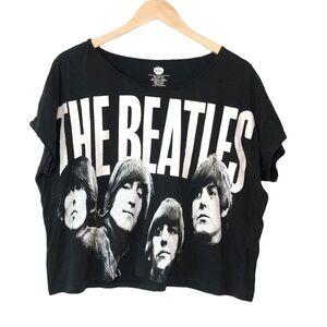 The Beatles Graphic Band Tee with Large Text & Images of Band Members XL (15-17)
